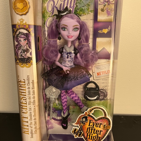 COPY - Ever After High Dolls (NIB) $189/each Collection Dolls (discontinued) - Picture 6 of 12